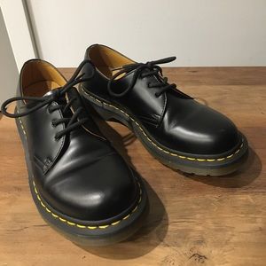 Dr. Martens - Women’s 1461 Smooth